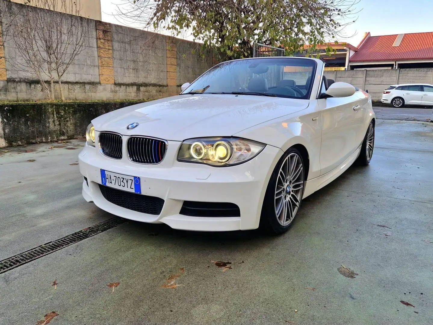 BMW 335 2009 - foto 1