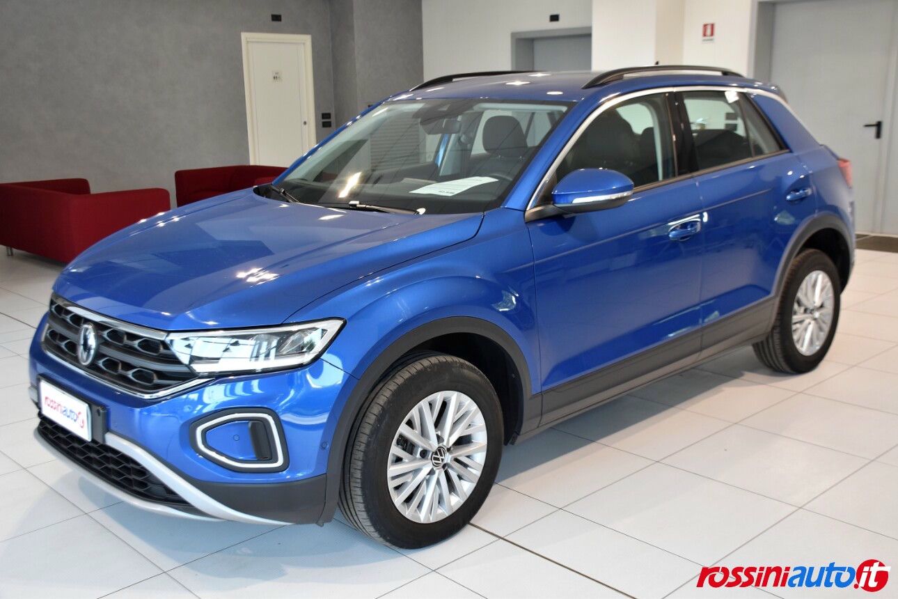 Volkswagen T-Roc 2022 - foto 1