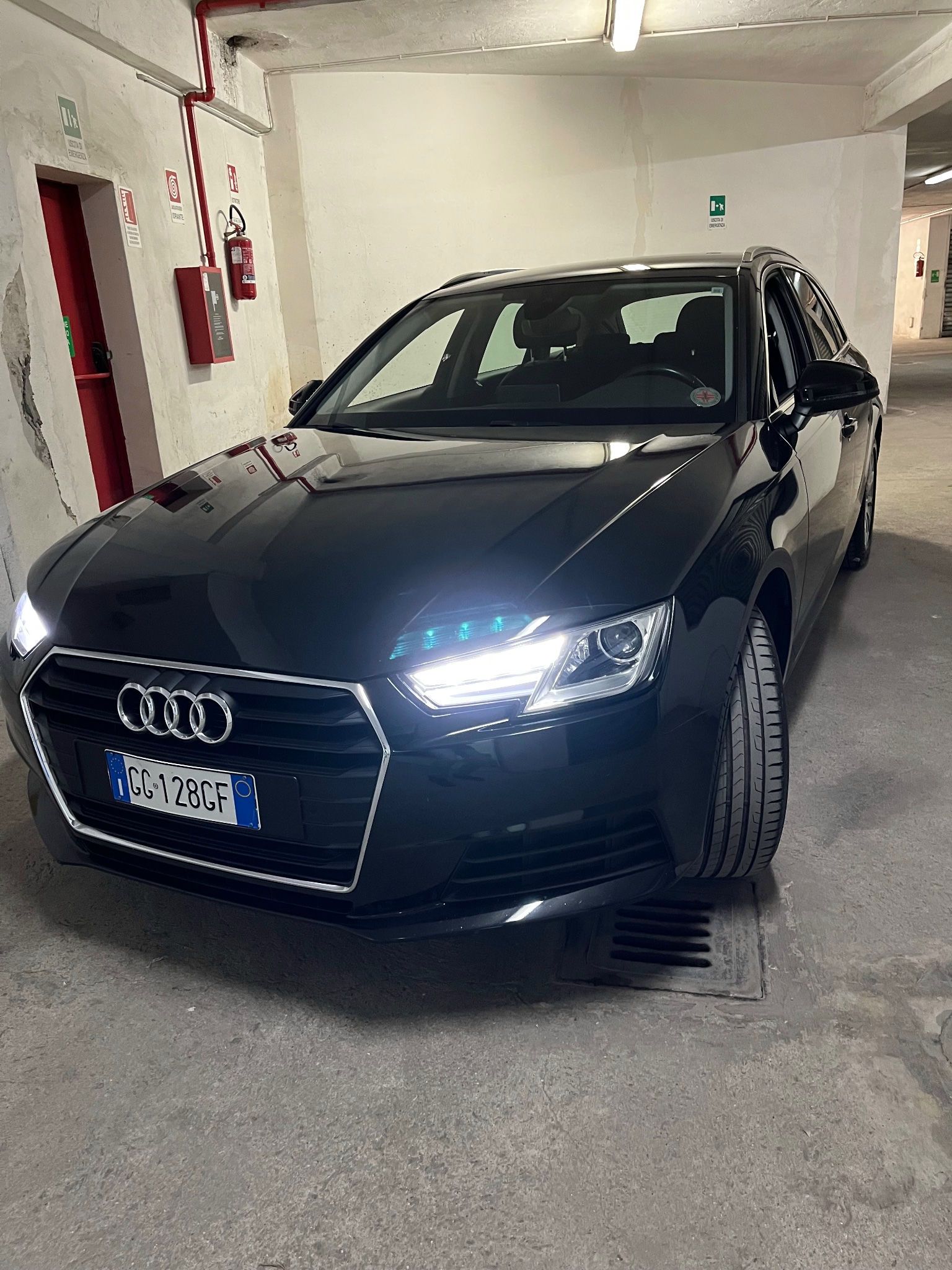 AUDI A4 2019 - foto 1