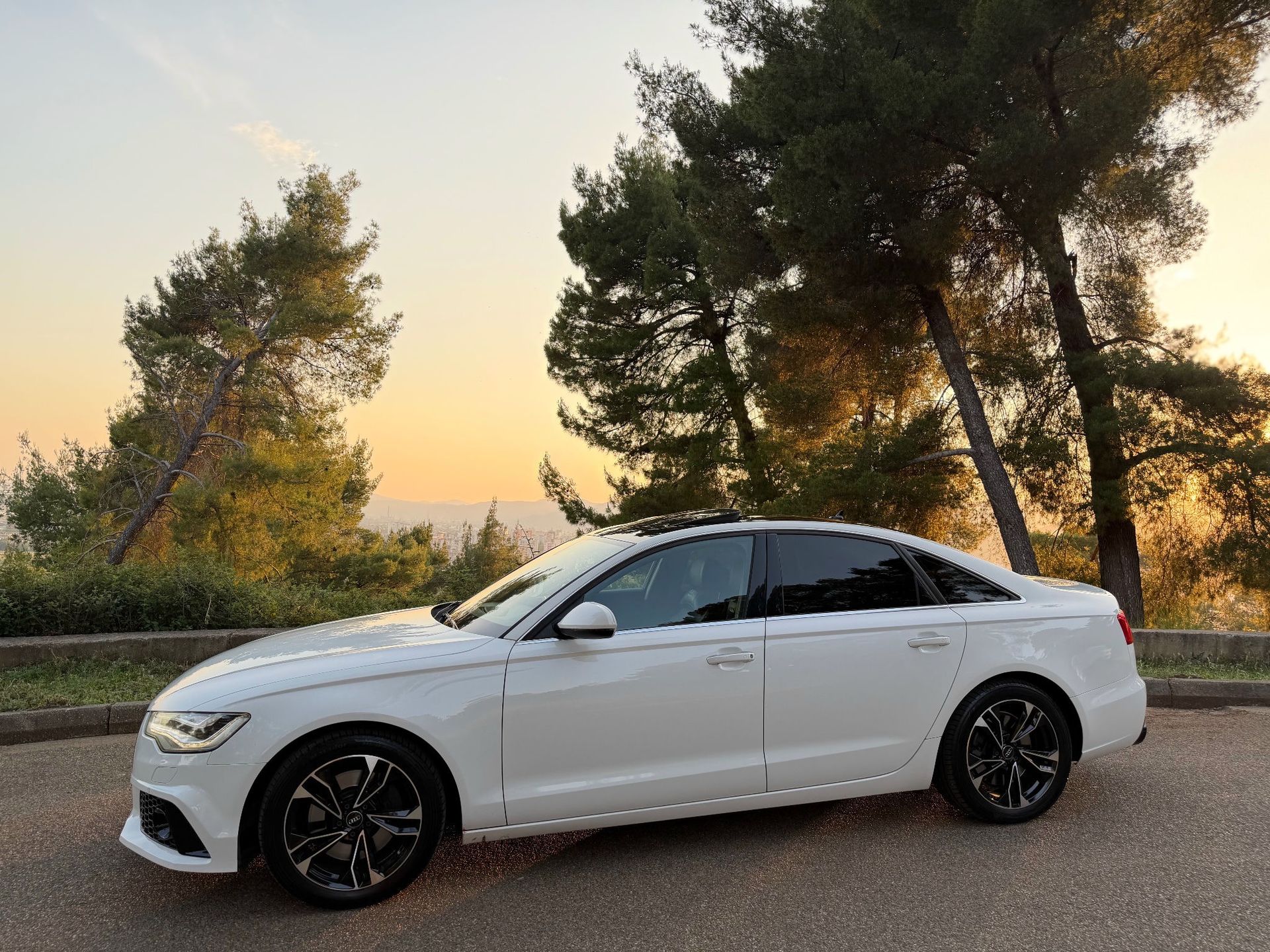 AUDI A6 2012 - foto 1