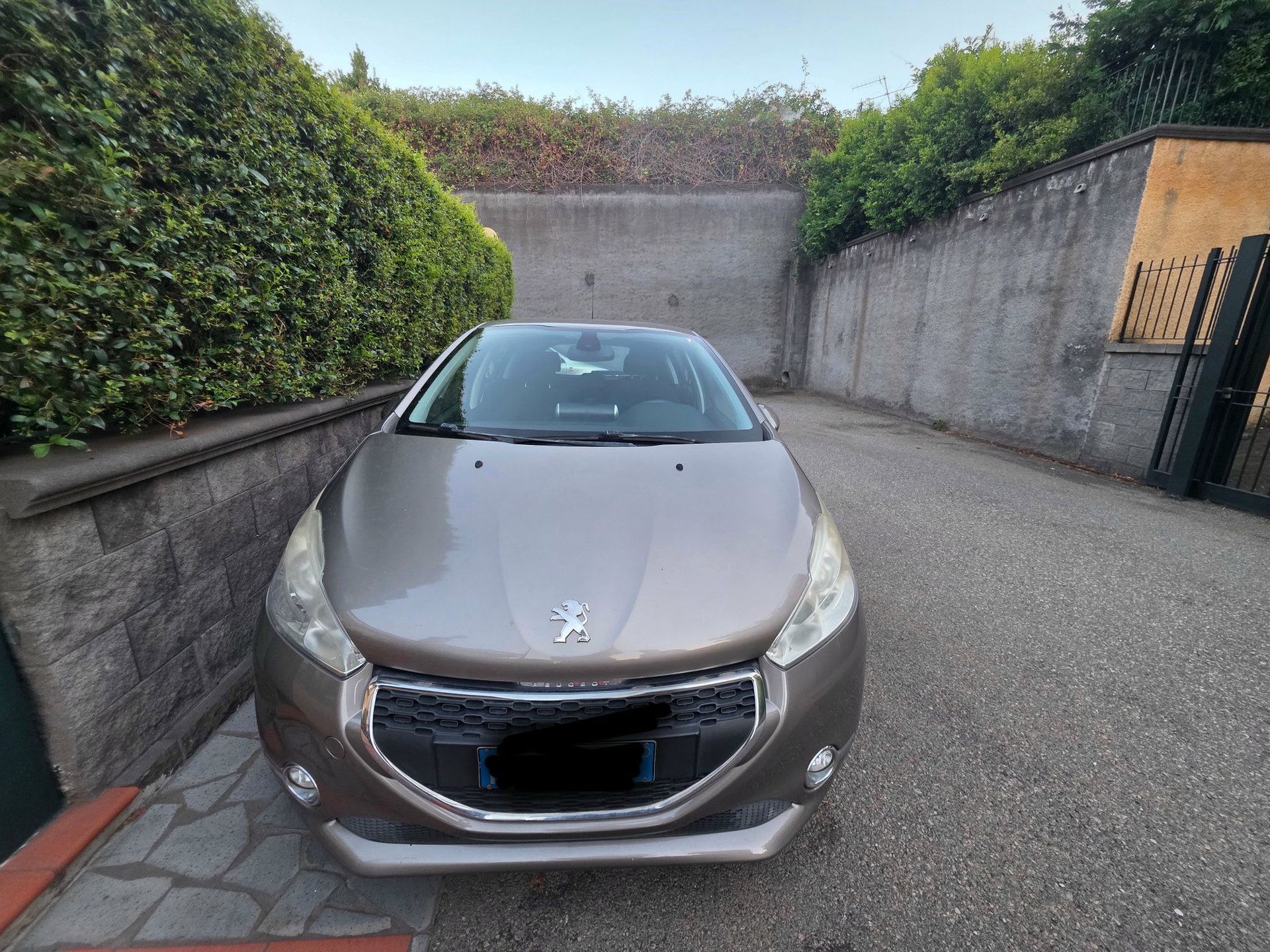 PEUGEOT 208 5 doors 2012 - foto 1