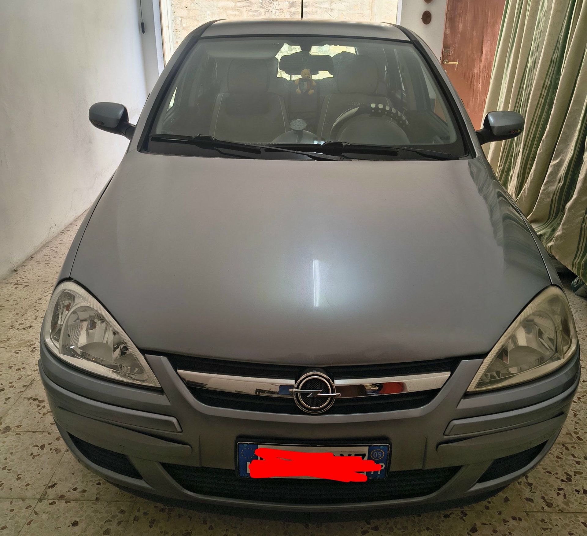 OPEL Corsa 5 Doors 2005 - foto 1