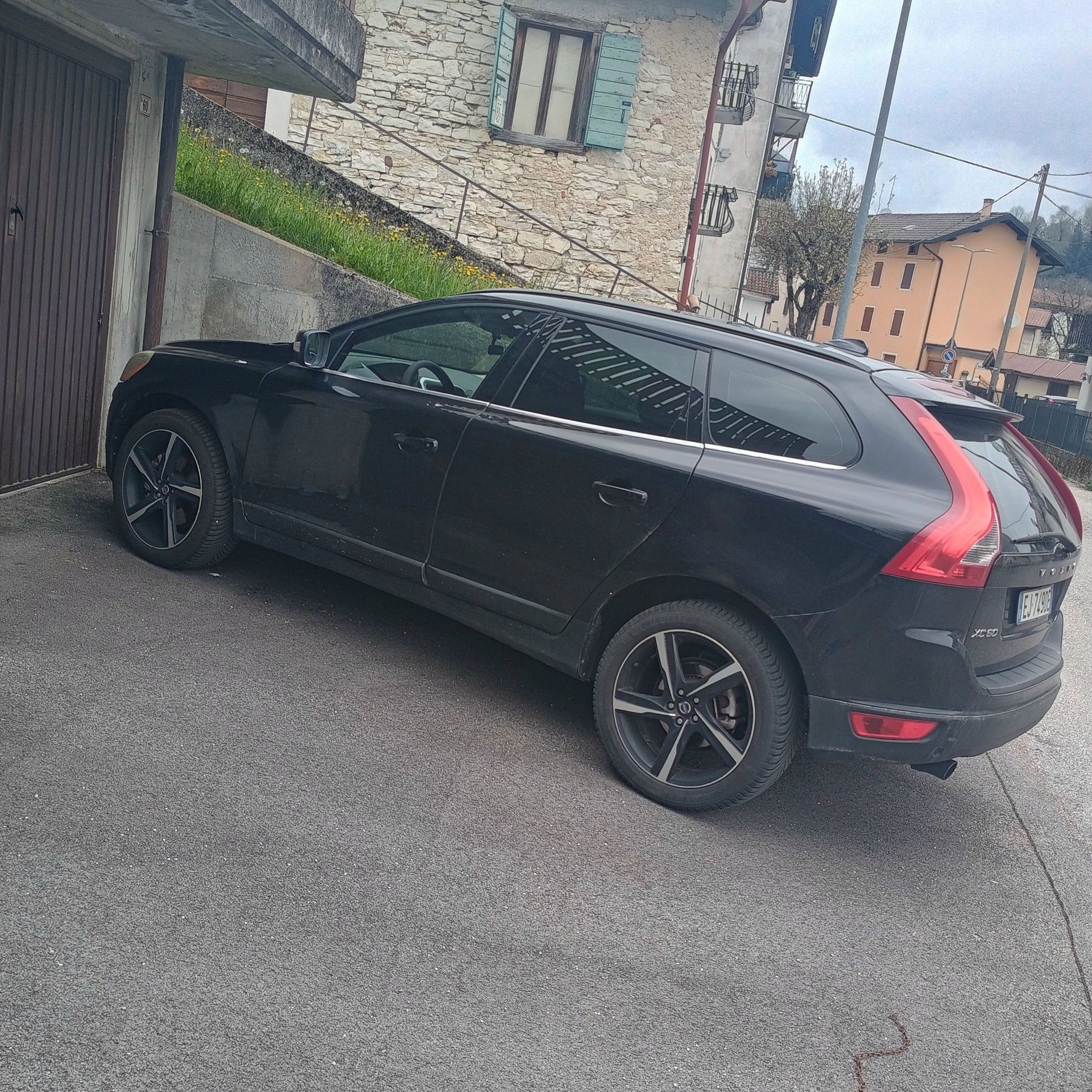VOLVO XC60 2011 - foto 1