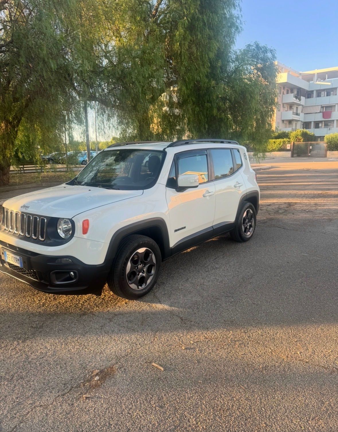 JEEP Renegade 2016 - foto 1