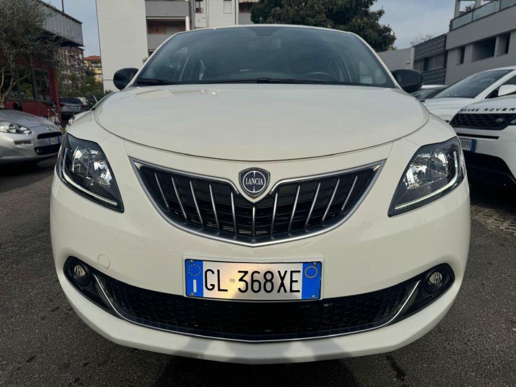 Lancia Ypsilon