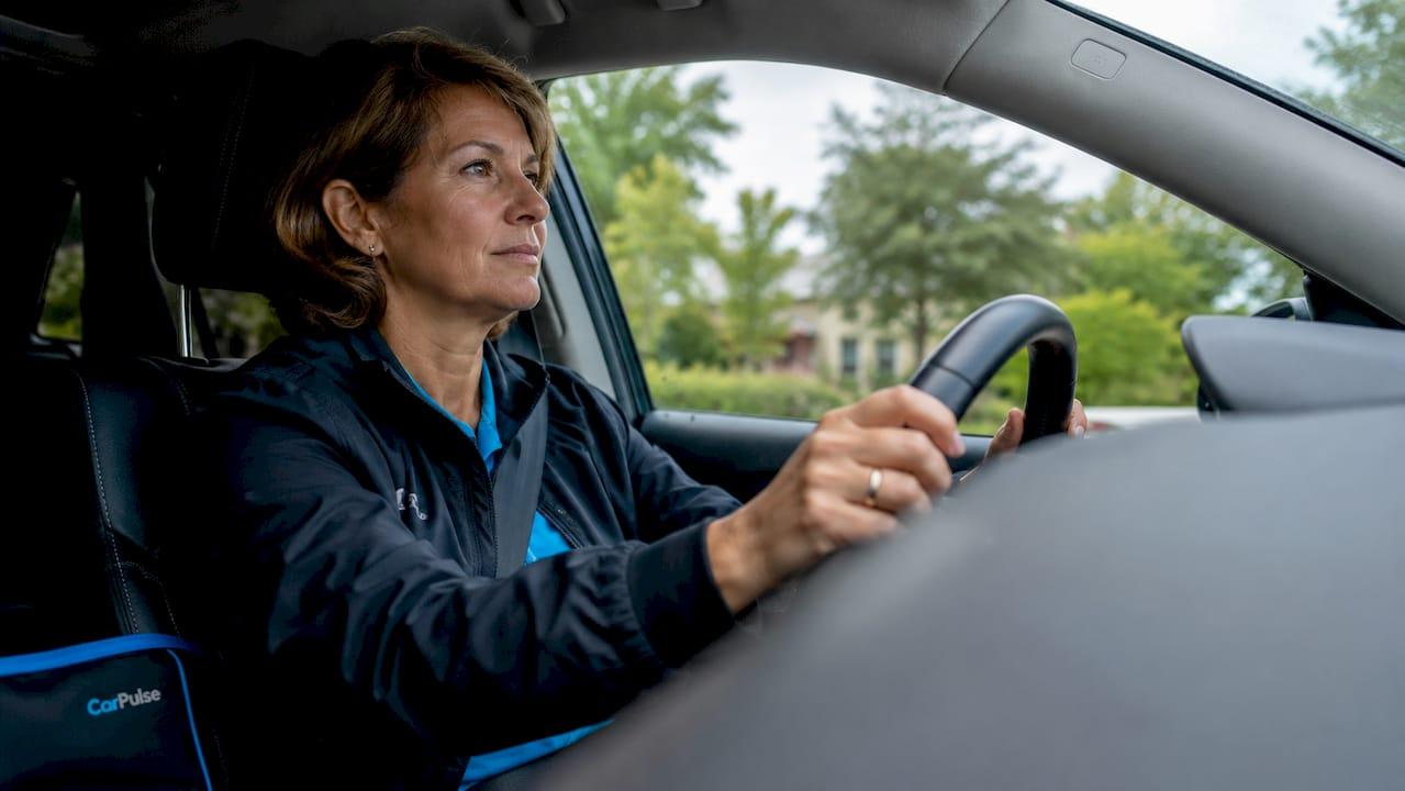 Che cos'è un'auto ibrida? Vantaggi, tipi e funzionamento