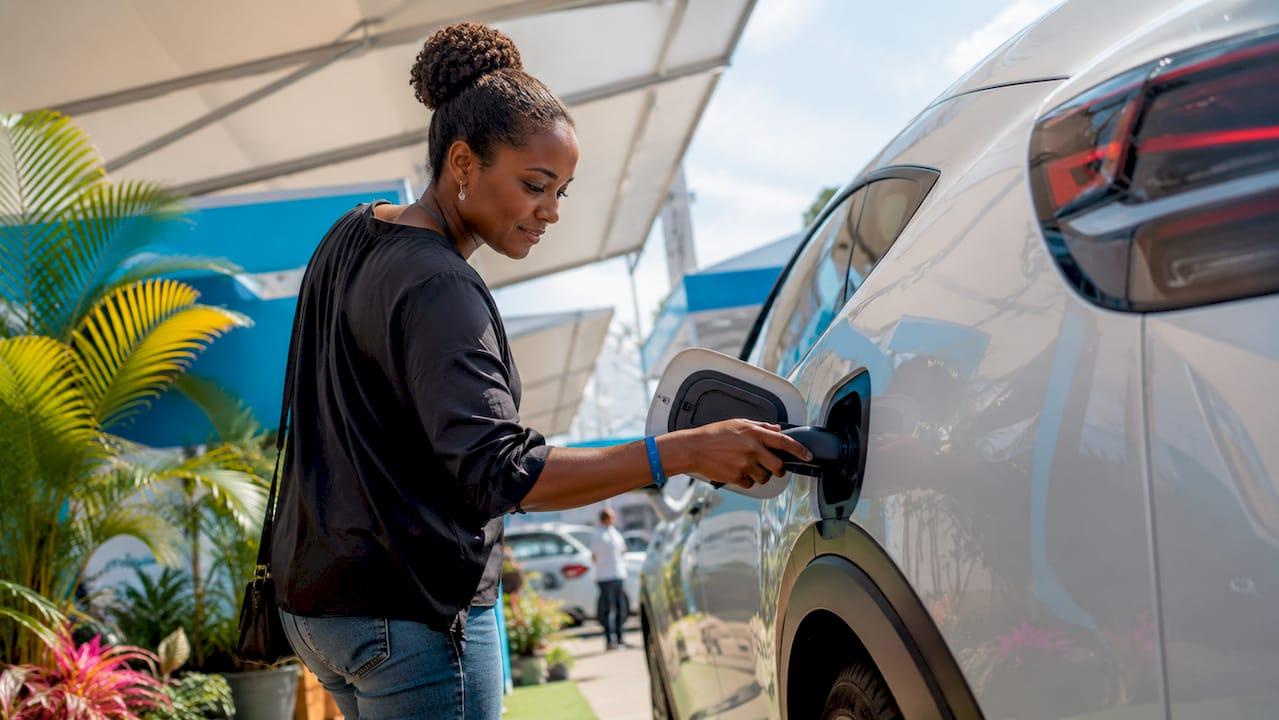 Veicoli Elettrici Spiegati: Guida Completa per il 2026